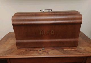 Maquina de coser Alfa URGE