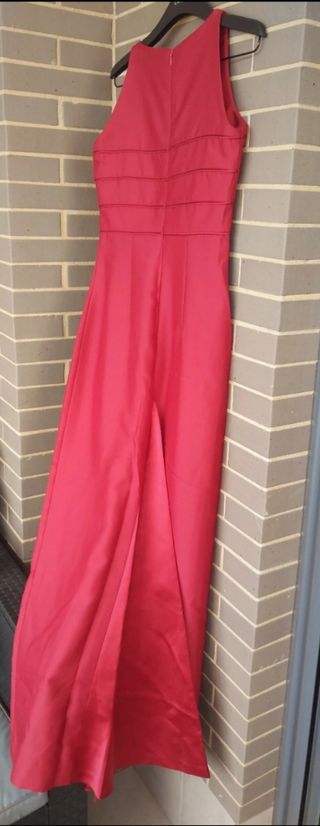 vestido largo de fiesta rojo y fular talla 38