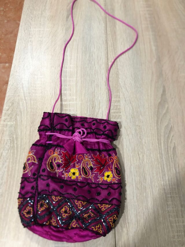 Bolso tipo limosnera