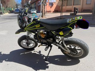 Pit Bike matriculada