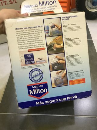 Milton esterilizador biberones y chupetes