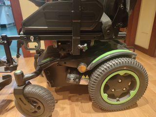 Silla de ruedas eléctrica Quickie Q200R