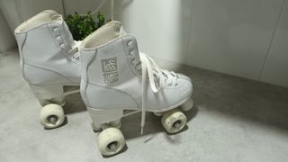 Patines 4 ruedas artístico blancos. Talla 39