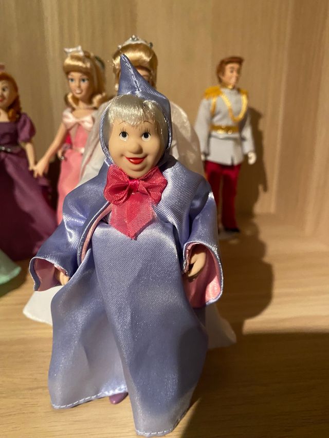 Colección 8 muñecas la cenicienta COMPLETA