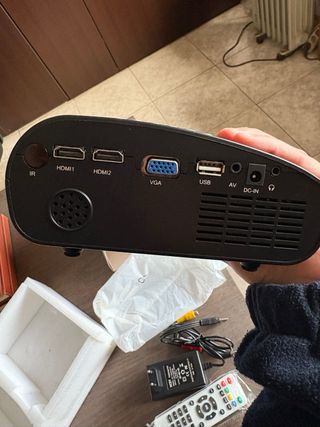 Proyector portátil Optica Led