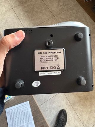 Proyector portátil Optica Led