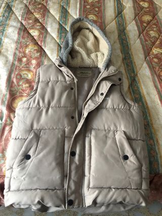 Chaleco con gorro de niño/niña