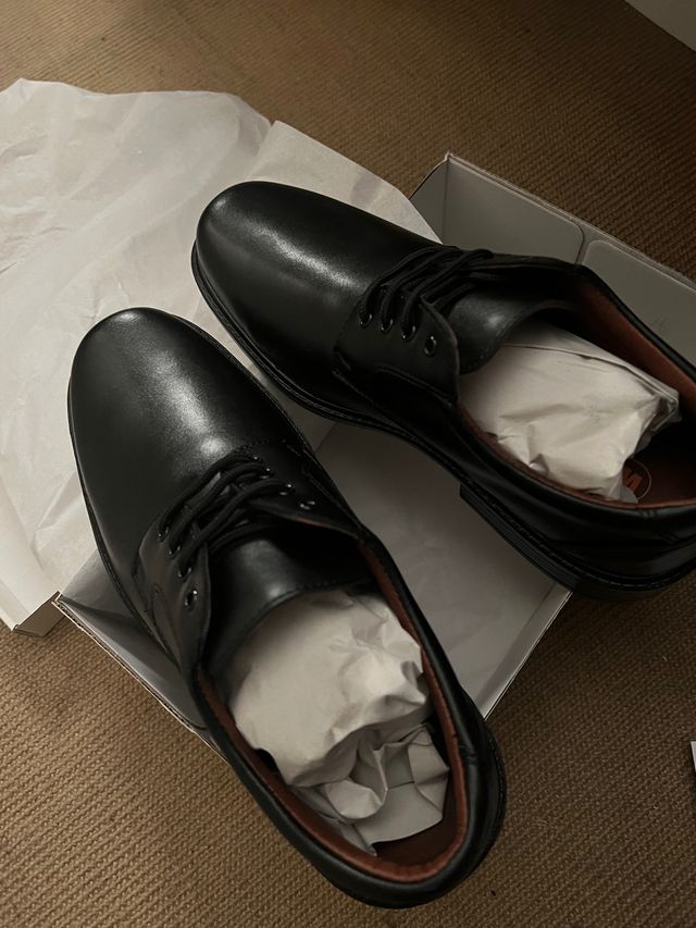 Zapatos de vestir y trabajo 42