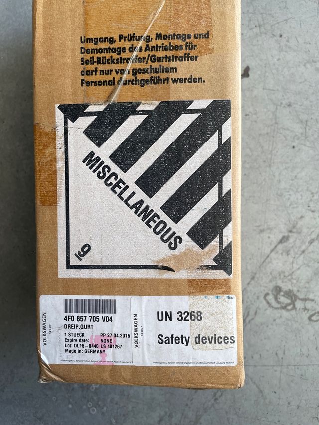 Cinturón delantero izquierdo