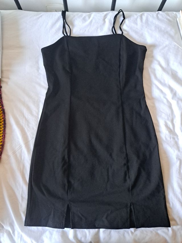 Vestido negro ceñido
