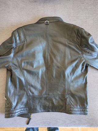 Chaqueta de cuero Mango