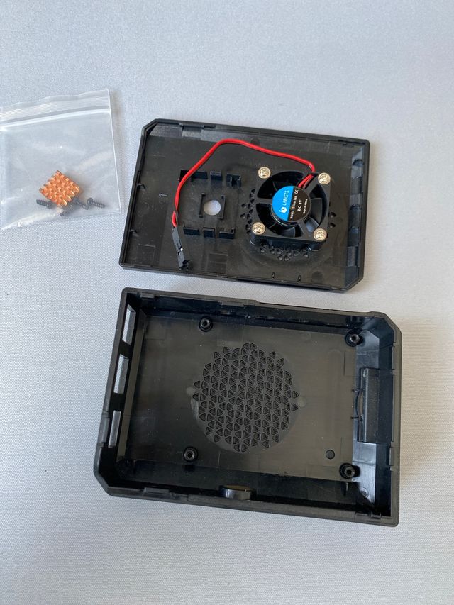 Caja raspberry pi 4 LABSYS