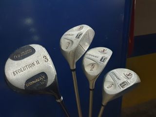 Vendo 4 palos de golf