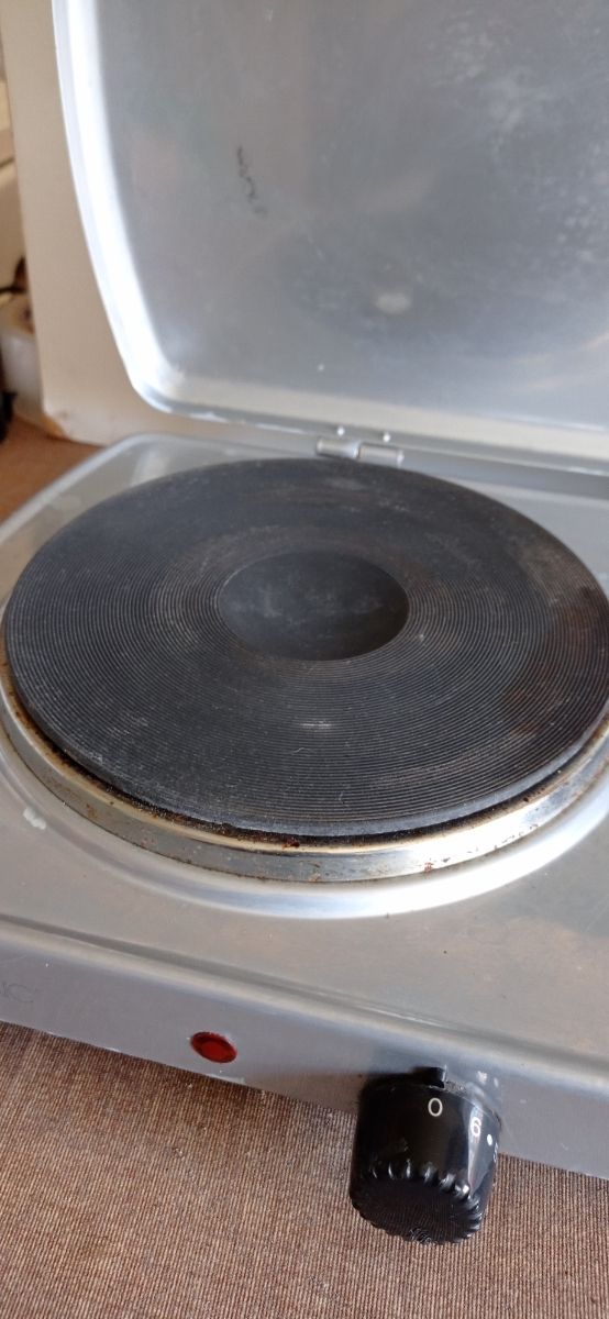 HORNILLO ELECTRICO / CON DOS PLANCHAS