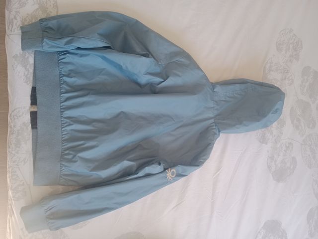 CHAQUETA BENETTON REVERSIBLE TALLA 8-9 AÑOS