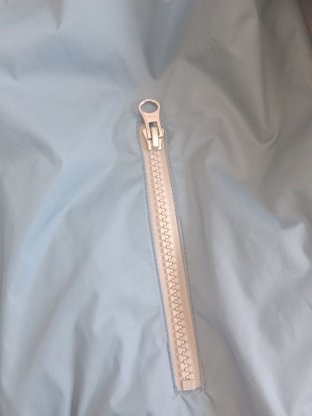 CHAQUETA BENETTON REVERSIBLE TALLA 8-9 AÑOS