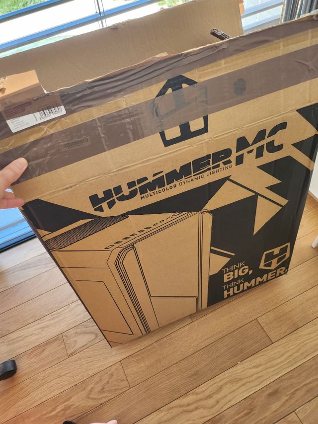 Ordenador gaming con sus componentes