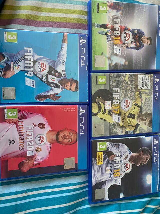 Lote fifas PS4