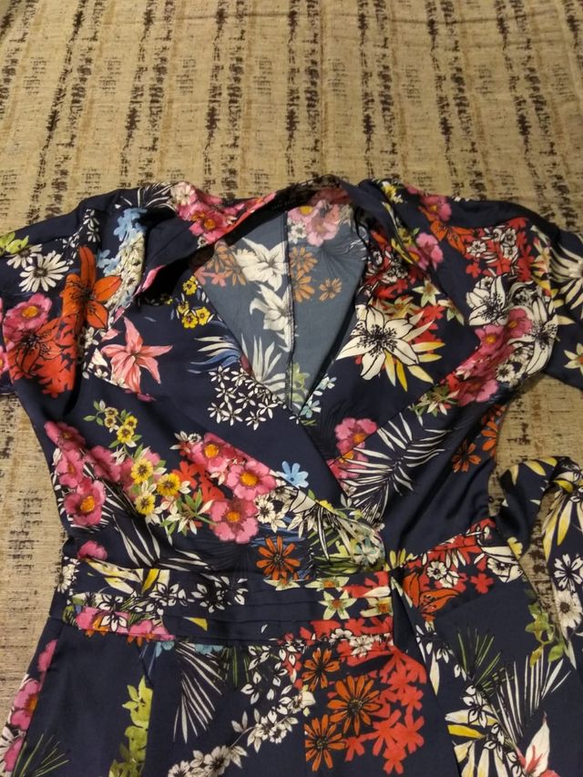 Mono de zara estampado floral