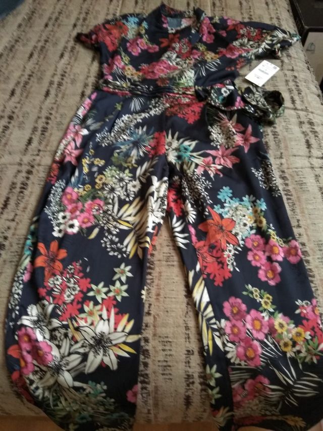 Mono de zara estampado floral