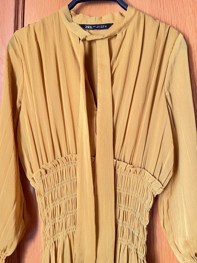 Vestido Zara