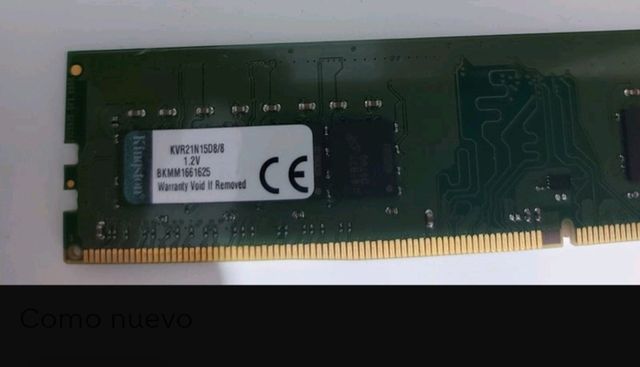 memoria RAM 8 GB DDR4.