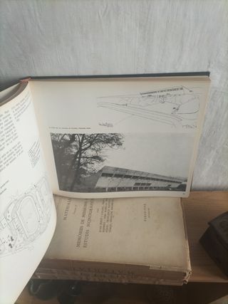 3 libri di Le Corbusier. architettura. architetto