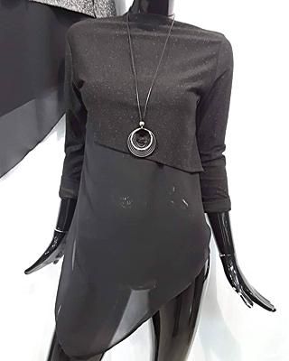 Camiseta manga larga negra bajo irregular moderno