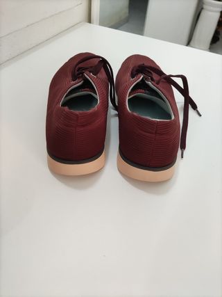 zapatillas marca Metal  43