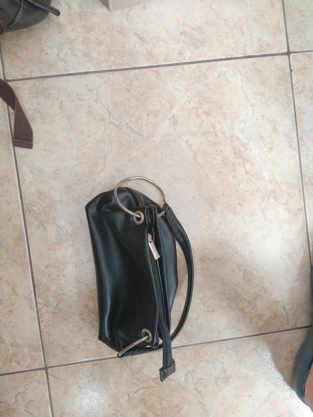 Pequeño bolso negro
