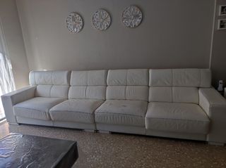 ESCUCHO OFERTAS.         sofa de piel