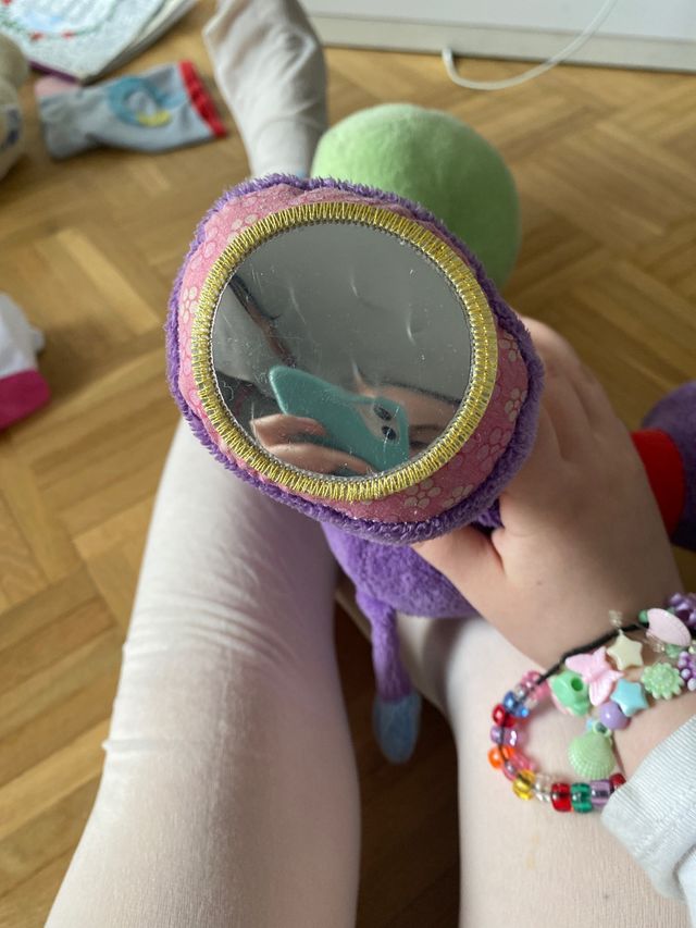 Peluche juguetón para bebés