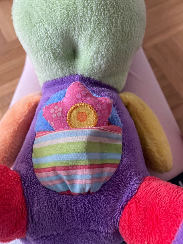 Peluche juguetón para bebés