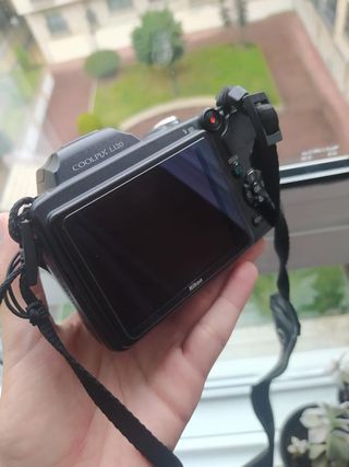 Camara Compacta Canon Coolpix L120