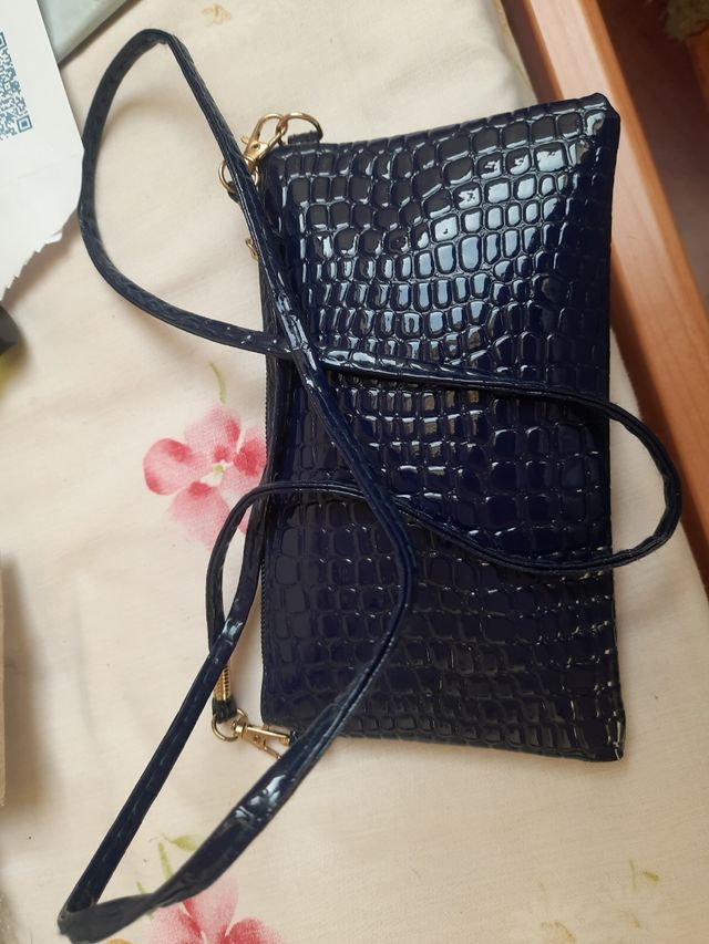 Bolso azul 18cm x 10cm