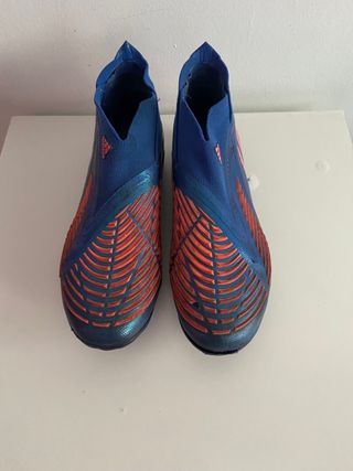  BOTAS DE FUTBOL ADIDAS PREDATOR GAMA ALTA