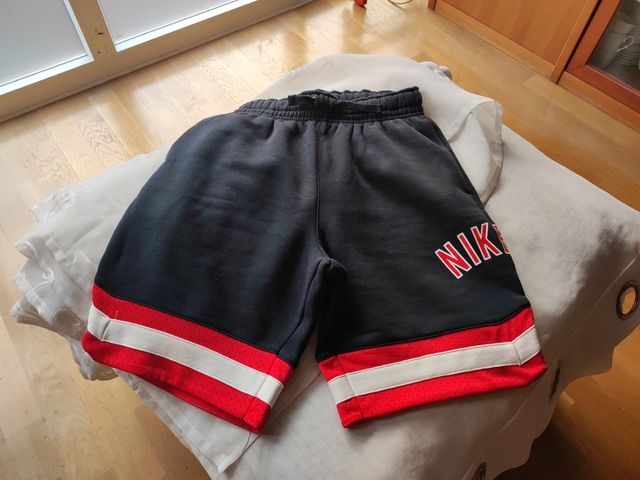 PANTALON NIKE AIR TALLA 12-13 AÑOS