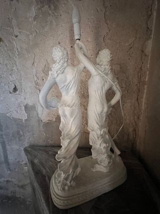 Lámpara escultórica sobremesa