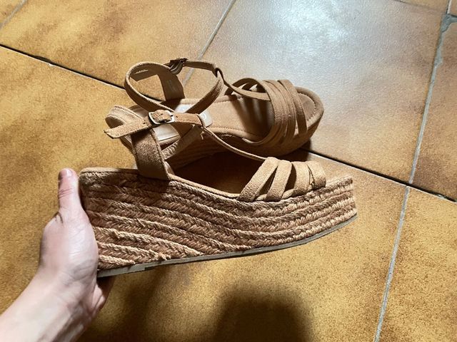 Sandalias cuña  Mari paz