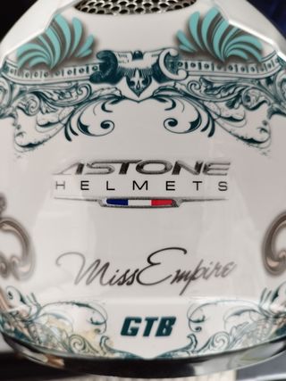 CASCO MUJER ASTON HELMETS GTB