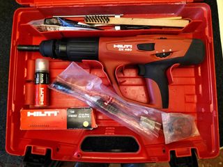 Clavadora HILTI DX 460 GR