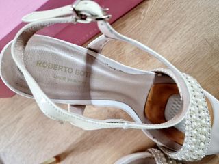 Zapato tacón novia en crudo perlas talla 39