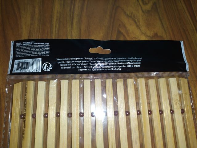 Salvamantel de madera cocina nuevo a estrenar CASA