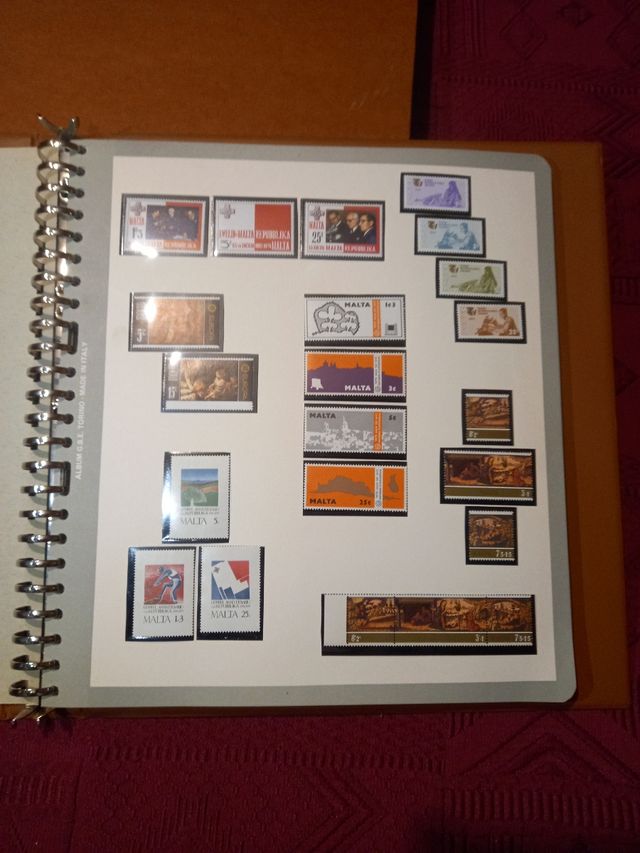 collezione francobolli malta