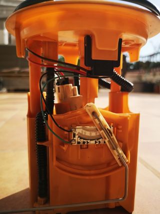 Aforador con bomba incluida.