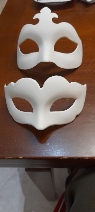 coppia di maschere veneziane