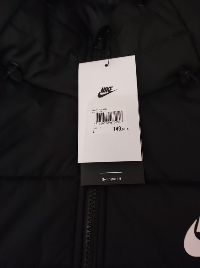 plumifero negro nike mujer