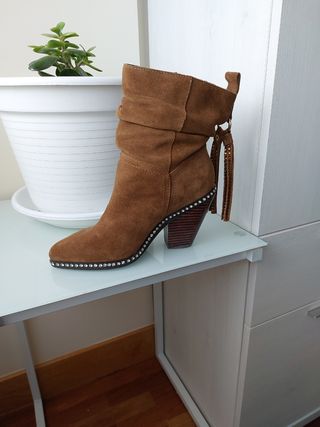 Botines camperos piel 