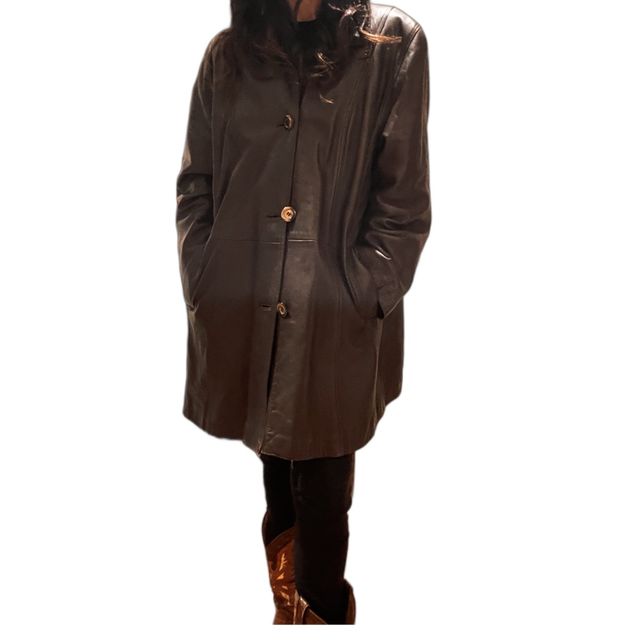 Abrigo de cuero marrón