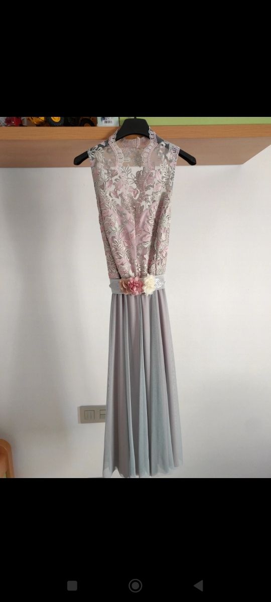 Precioso y elegante vestido de fiesta